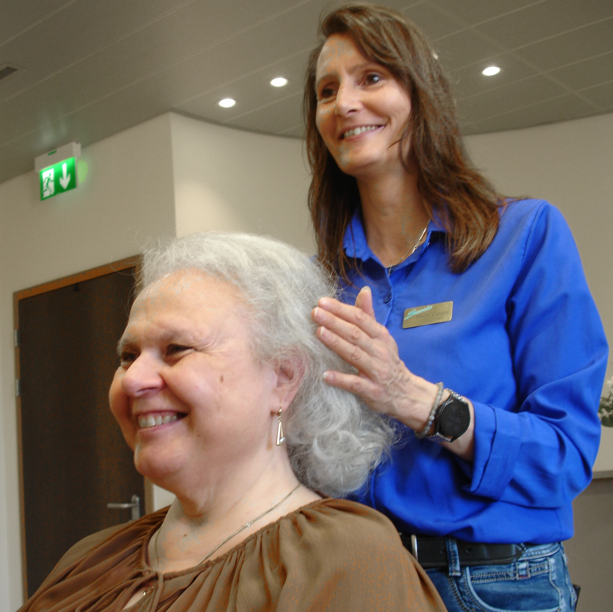 Prestation de coiffure réalisée auprès d’un résident en EMS par Secoido